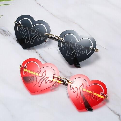 2021 New Vintage Rimless Heart Sunglasses Women Men Steampunk Love Shape Hollow Sun glasses Frameless Party Shades UV400 Oculos