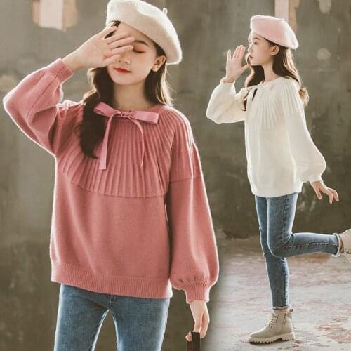 Vintage Bow Knitting Baby Girls Winter Warm Spring Childrens Coat Kids Plus Velvet Teens Tops Thicken Bottoming Christmas Gift