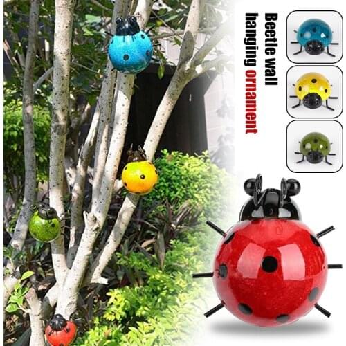 4Pcs Metal Bugs Ladybugs Garden Decor Ornaments Outdoor Garden Backyard Lawn Fence Decor Ladybug Miniature Art Crafts