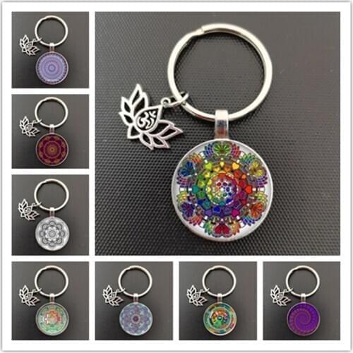 2020 new Indian yoga mandala henna henna glass cabochon keychain buddhist chakra glass dome keychain