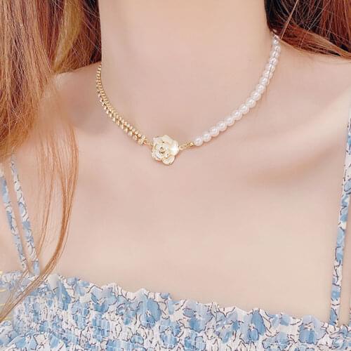 Ins Hot Sale All-Match Clavicle Rope Necklace Top Quality Pearl Exquisite Flower Necklace Temperament Luxury Trendy Jewelry