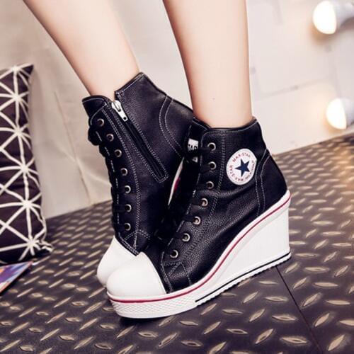 Anikasari Leather Pumps