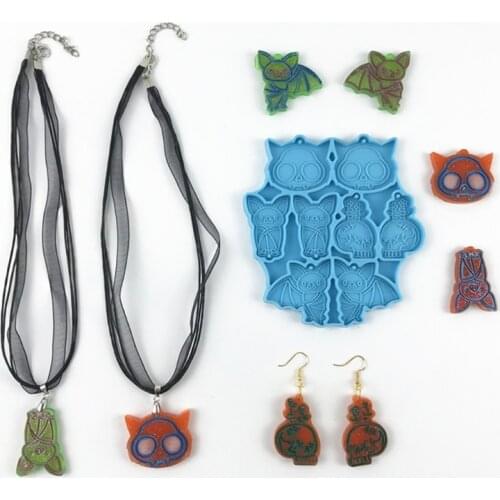 Bat Animal Series Keychain Bat Earrings Epoxy Resin Mold DIY Crafts Dangle Jewelry Necklace Pendant Casting Silicone Mould