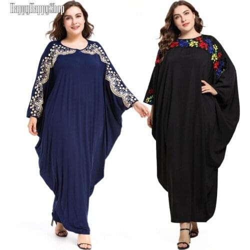 Plus Size Bat Sleeve Abaya Dress Floral Embroidery Maxi Dress Gowns Women Bohemian Dresses Islamic Turkish Clothing