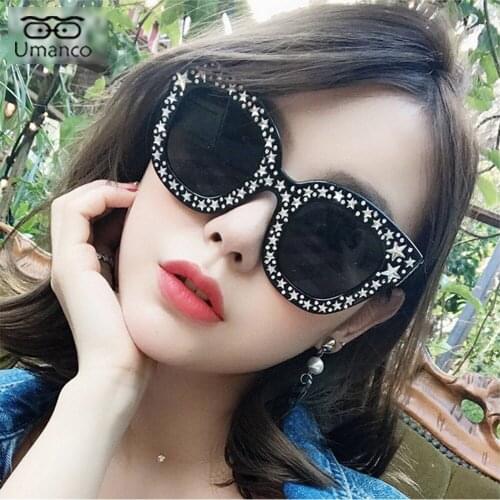 2021 Luxury Sunglasses for Women Square Oversized Eyeglasses Star Rhinestone Decoration PC Frame UV400 Female Goggles