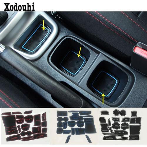 For Suzuki Vitara 2016 2017 2018 car inner Groove Gate Slot Armrest Storage Rubber non-slip mats mat door pad cup parts 18pcs