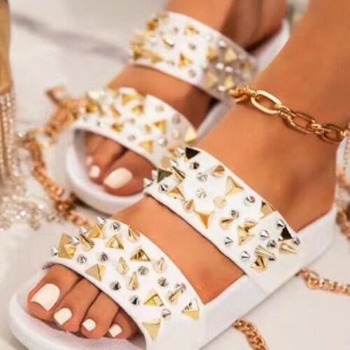 2021 Punk Rivet Slippers Women for Summer Outdoor Flat Heel Platform Slides Ladies Soft Sole Casual Beach Flip Flops Woman 43