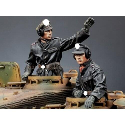 WWII German resin soldier SS armored commander two-person kit model 1：35