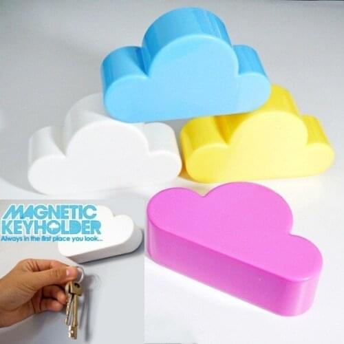 50pcs/lot Lovely White Creative Novelty Cloud Shape Magnetic Magnets Key Holder Home Keychains Hanger Good Gifts