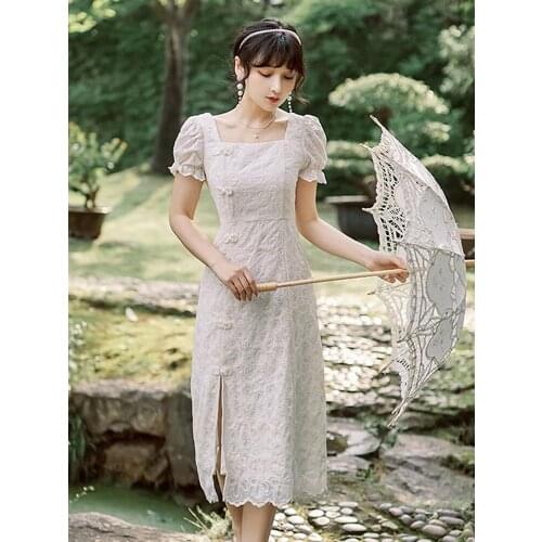 2021 Summer New Womens Retro Chinese Style Thin Puff Sleeve Square Collar White Side Split Cheongsam Lace Mid-length Dress