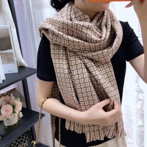 2020 new autumn and winter fine Plaid womens scarf British classic double Plaid Wool Scarf with thick tassel shawl scarf women