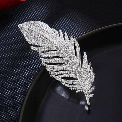 Zircon Feather Brooch Lady Suit Brooch for Office Lady Simple Fashion Pin Coat with Jewelry Brooches for Women