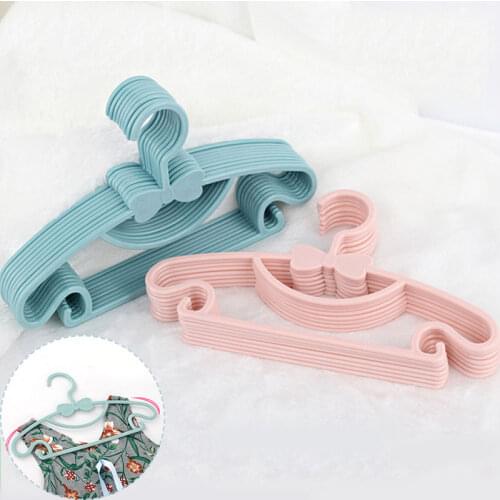 1pcs Baby Clothes Racks Portable Kids Clothes Hanger Racks Plastic Towel Display Scarfs Hangers Clothing Organizer Coats Hanger