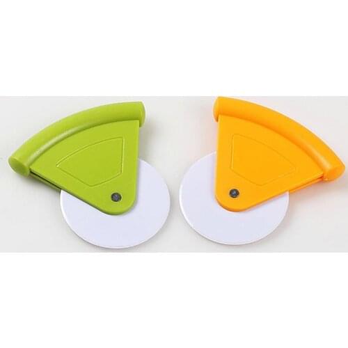 40% Hot Sales!!! Portable multifunctional plastic triangle pizza knife round cake bread knife cutting pizza baking tools