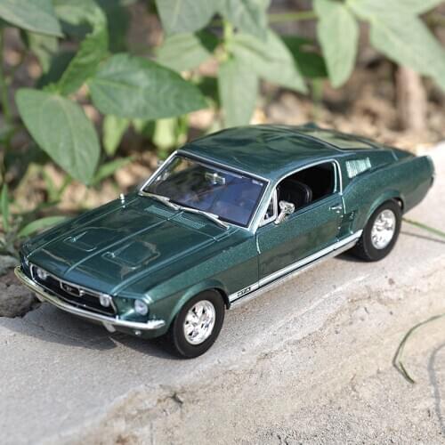 Maisto 1:18 Ford Mustang 1967 green Coupe symulacja samochodu aluminiowy model samochodu zbieraj prezenty zabawka