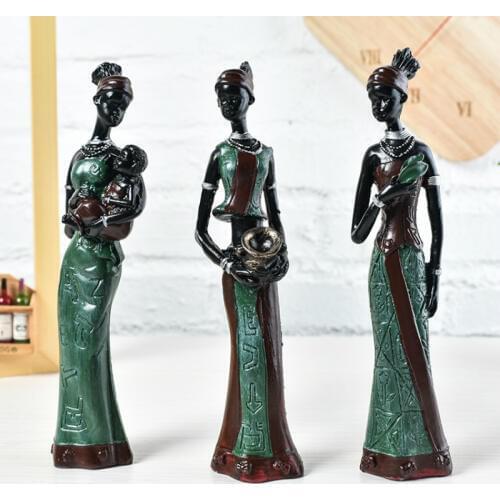 Family Figurines for Home Decor Creative resin figure Home decoration Crafts Home Decor Accessories Morden Gift for Friends