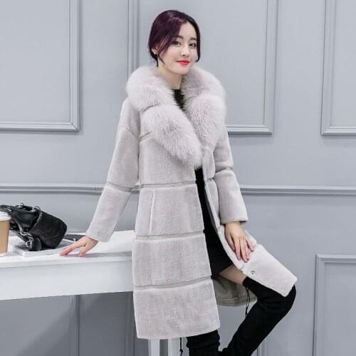 Sheep of new style of female of qiu dong Han edition cuts wool fur in one body coat fox hair of long model gets fur coat