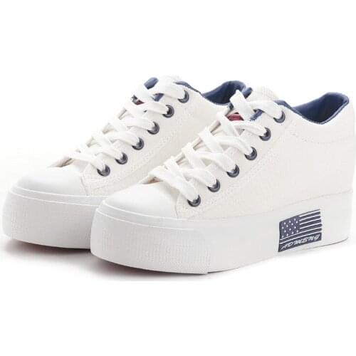 Low Top Canvas Shoes Women 2021 Spring Versatile Thick Soled Fashion Womens Casual Shoes Students Inside High Shoes