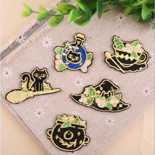 AHYONNIEX 10 PCS Flower coffee hat clothes hand Embroidery Sew On Applique National representative girl portrait stickers