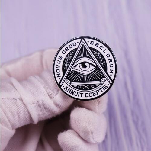 Illuminati Novus Ordo Seclorum Annuit Coeptis Pin