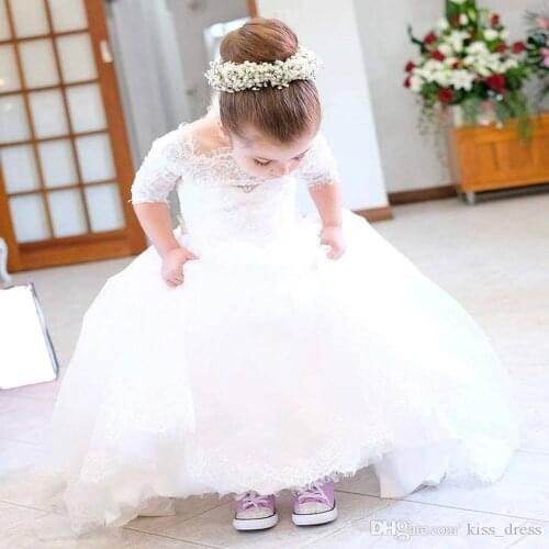 White Princess Long Flower Girl Dresses 2019 A-Line Half Sleeve Tulle First Communion Dress Sweep Train Lace Girls Pageant Party