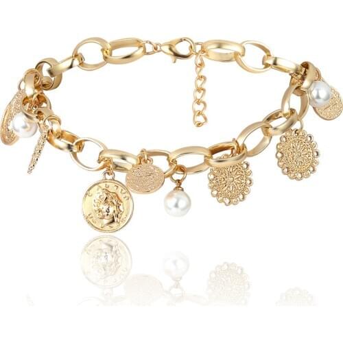 New style ornament exaggerated portrait multi-element retro-relief flower disc imitation pearl custome necklace wholesale 2020