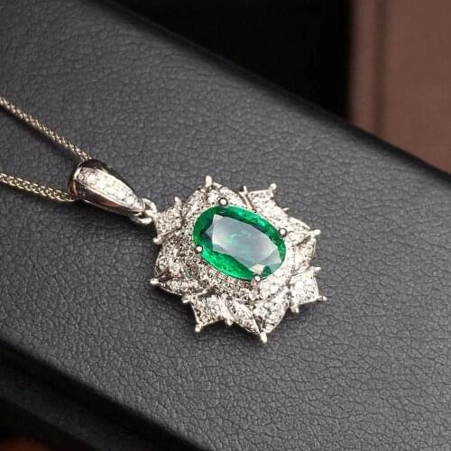 T1210 Fine Jewelry AU750 G18K Natural Emerald Pendant Emearld 0.88ct Gold Diamonds Pendant Gemstone Necklaces for Women