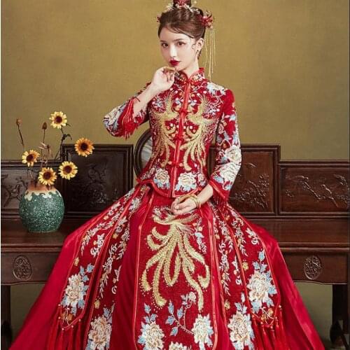 Oriental Qipao Chinese Traditional Wedding Suit Men Women Long Cheongsam Dress Stylish Elegant Bride Dragon Phoenix Vintage