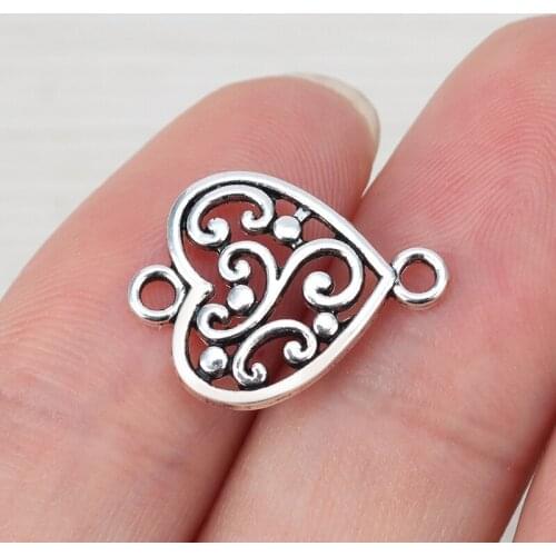 30pcs/Lot Tibetan Silver Filigree Heart Connector Charms for DIY Necklace Bracelet Jewelry Making Findings 19x15mm