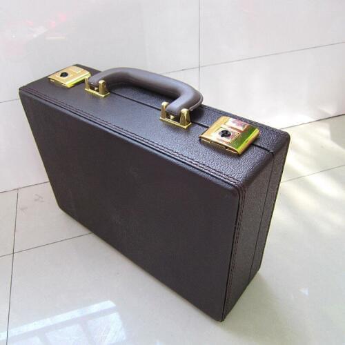1pcs Moulded 17K Clarinet Case with Plush Lined Interior Leather Brown box CASE perfect
