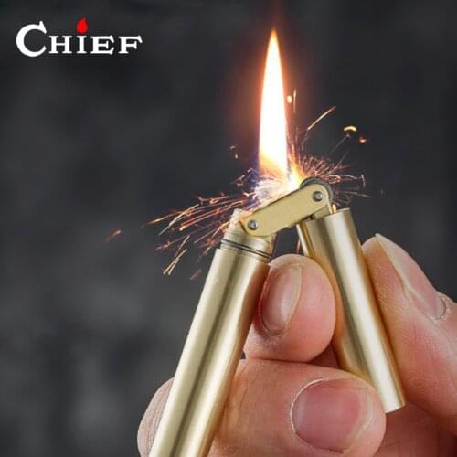 Retro Creative Nunchaku Lighter Copper Flint Brass Free Fire Kerosene Gasoline Lighter Grinding Wheel Cigarette Lighter Portable