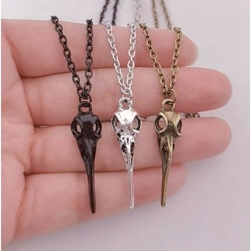 Bird head skull Necklace Alloy Replica Raven Magpie Crow Poe Gothic Gift,Halloween Raven Skull Necklace,Goth Bird Skull Jewelry