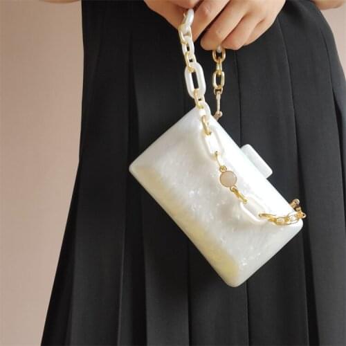 【wander lamar 】fashion new design square pearl white ladies acrylic clutch hand