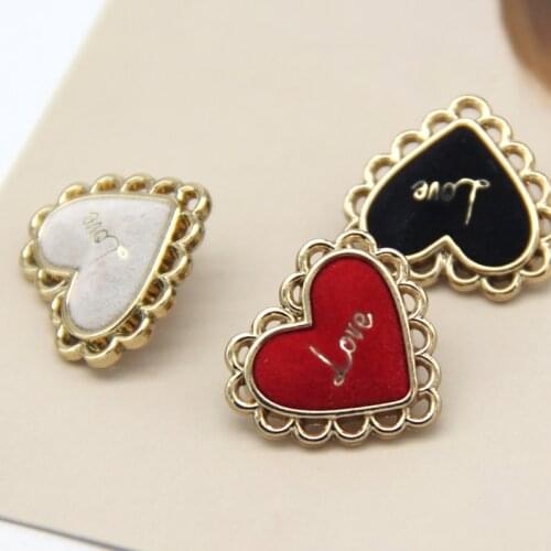 20mm Love Heart Red Velvet Metal Shank Fabric Buttons For Clothing Women Coat Sweater Decorative Sewing Accessories Wholesale