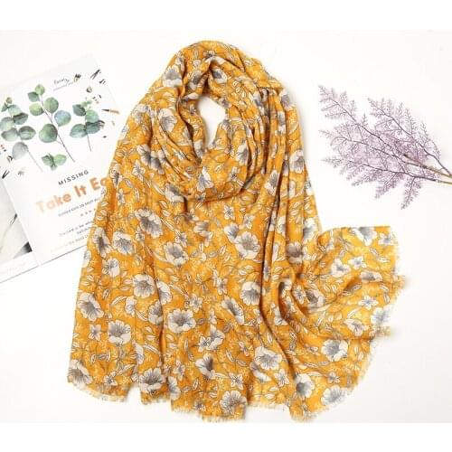 New Arrival Women Cotton Hijab Shawl Floral Tassel Viscose Scarf Muslim Hijabs Maxi Lady Scarves Foulard Wrap Islamic Bandana