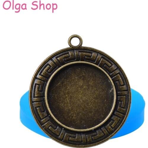 OYL125 42.6mm Round Frame Pendant Silicone Mold - Picture Frame Mold Fondant, Sugarcraft, Cabochon, Resin Clay, Candy, Food Safe