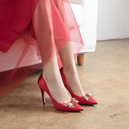 2021 spring pointed toe silk stilettos shallow mouth banquet dress shoes rhinestone large size small size female wedding shoes