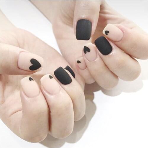 24Pcs/box with 2g glue Summer Black Love Heart Print Fake Nails press on Detachable Nail tips Square Head Matte False Nails