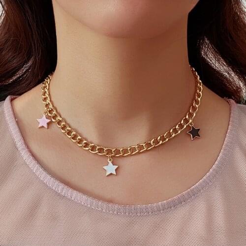 Romantic Sweet Golden Chain Colorful Butterfly Pendant Necklace Cute Woman Pendant Collar Necklace Fashionable Jewelry Wholesale