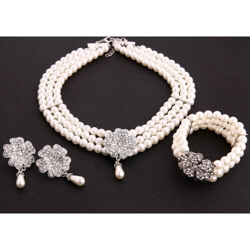 Audrey Hepburn Breakfast at Tiffanys 1950s Costume Jewelry Accessory Set Pearl Necklace Earring Bracelet Lady costume accessory