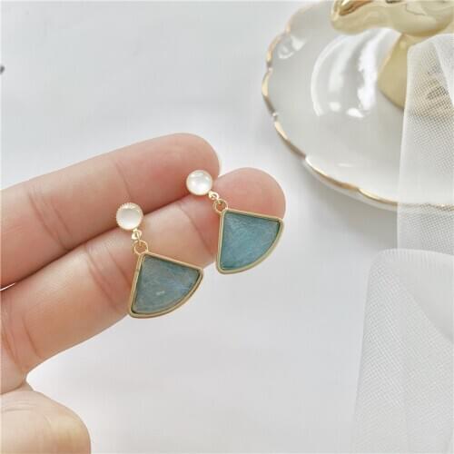 S925 Silver Needle Temperament Simple Blue Ice Crystal Fan-shaped Crystal All-match Earrings Jewelry Womens Accessories Brincos