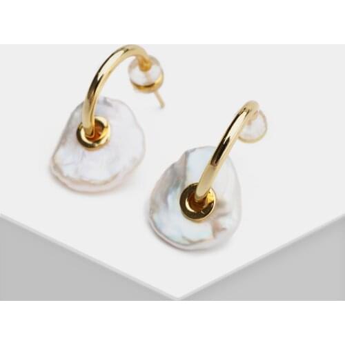 Amorita boutique natrual pearl with gift box fashion earrings
