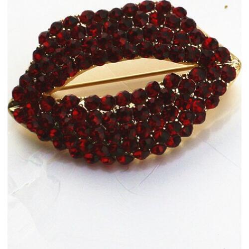 New European and American style sexy red lips set inlay semi-precious stone fashion Chinese red personality brooch