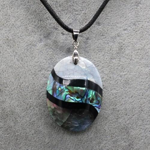 Natural Shell Pearl Necklace For Woman Ellipse Shape Large Size Classic Style Leather Rope 55 + 5cm Pendant 28*40mm