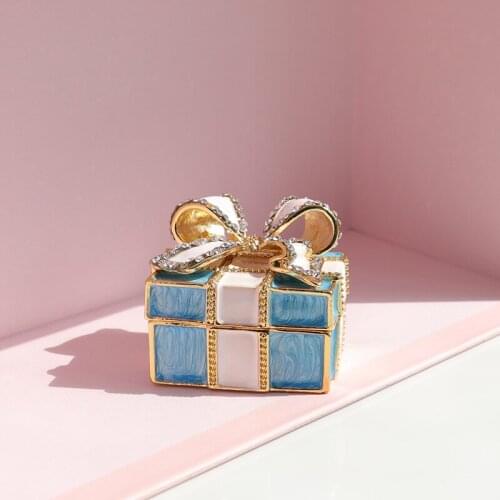 Crown Jewelry Box Shiny Alloy Gilt Wedding Ring Gift Box Necklace Stand Earring Box Pendant Storage Box Home Jewelry Arrangement