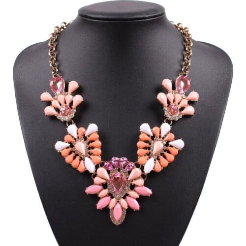 Florate Gold Chain Fashion Accessories Flower Shape Pendants Necklaces Statement Jewelry New Design Brand Crystal Necklace