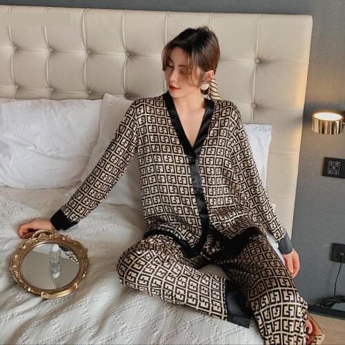 Sexy Women Satin Pajamas Set V-neck Design Luxury Pyjamas Suit Cross Letter Print Sleepwear Silk Like Home Clothes Nightwear