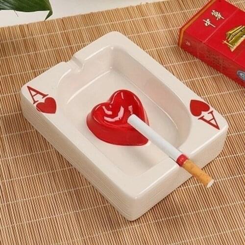 European Poker Ashtray Red Heart A Creative Porcelain Ashtray Fashion Trend Household Merchandises For Smoking Cigarette Cigar