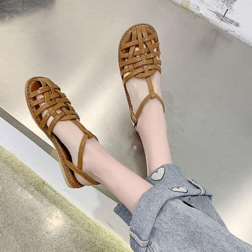 Soft Leather Closed Toe Sandals Women 2021 Buckle Fashion Beach Shoes Weave New Candy Color Sandals Summer Zapatillas Mujer Casa