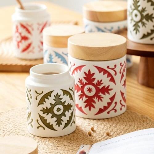 Embossed design boho Sealed Ceramic Storage Jar With Bamboo Lid Spices Tank Container Kitchen Food Bottle Coffee Tea Caddy
